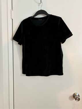 Vintage Classic Black Short Sleeve Velvet Tee